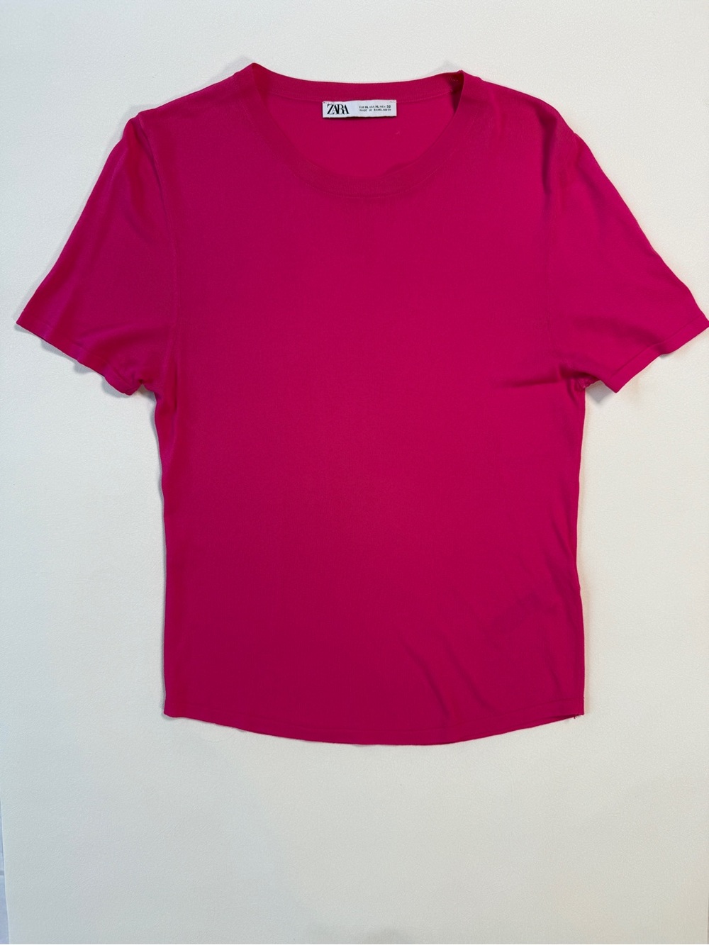 Zara Short Sleeve Mesh Crew Neck Top in Bright Fuchsia
